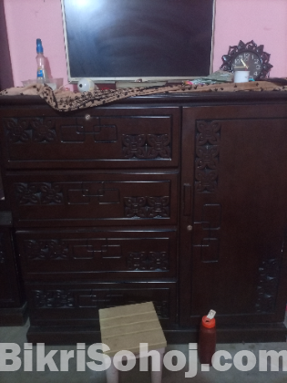 ওয়ারড্রব